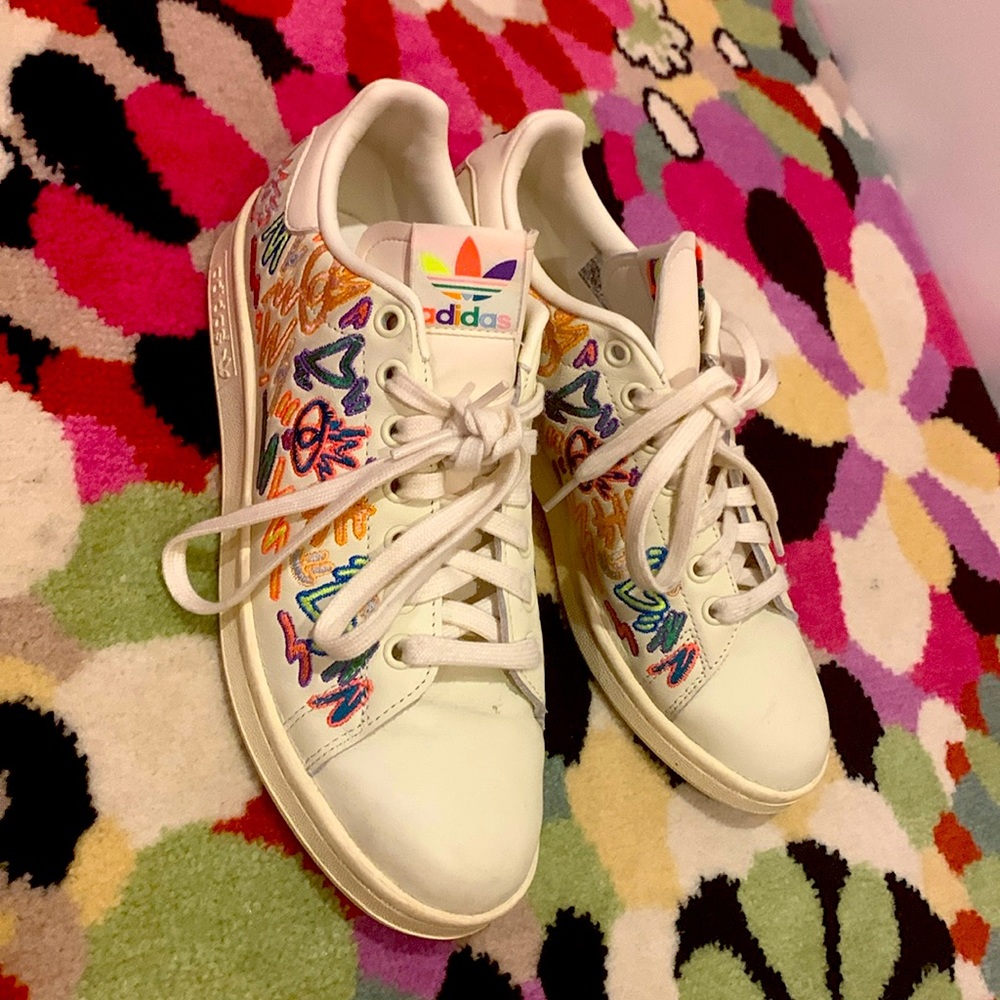 ADIDAS SNEAKERS
